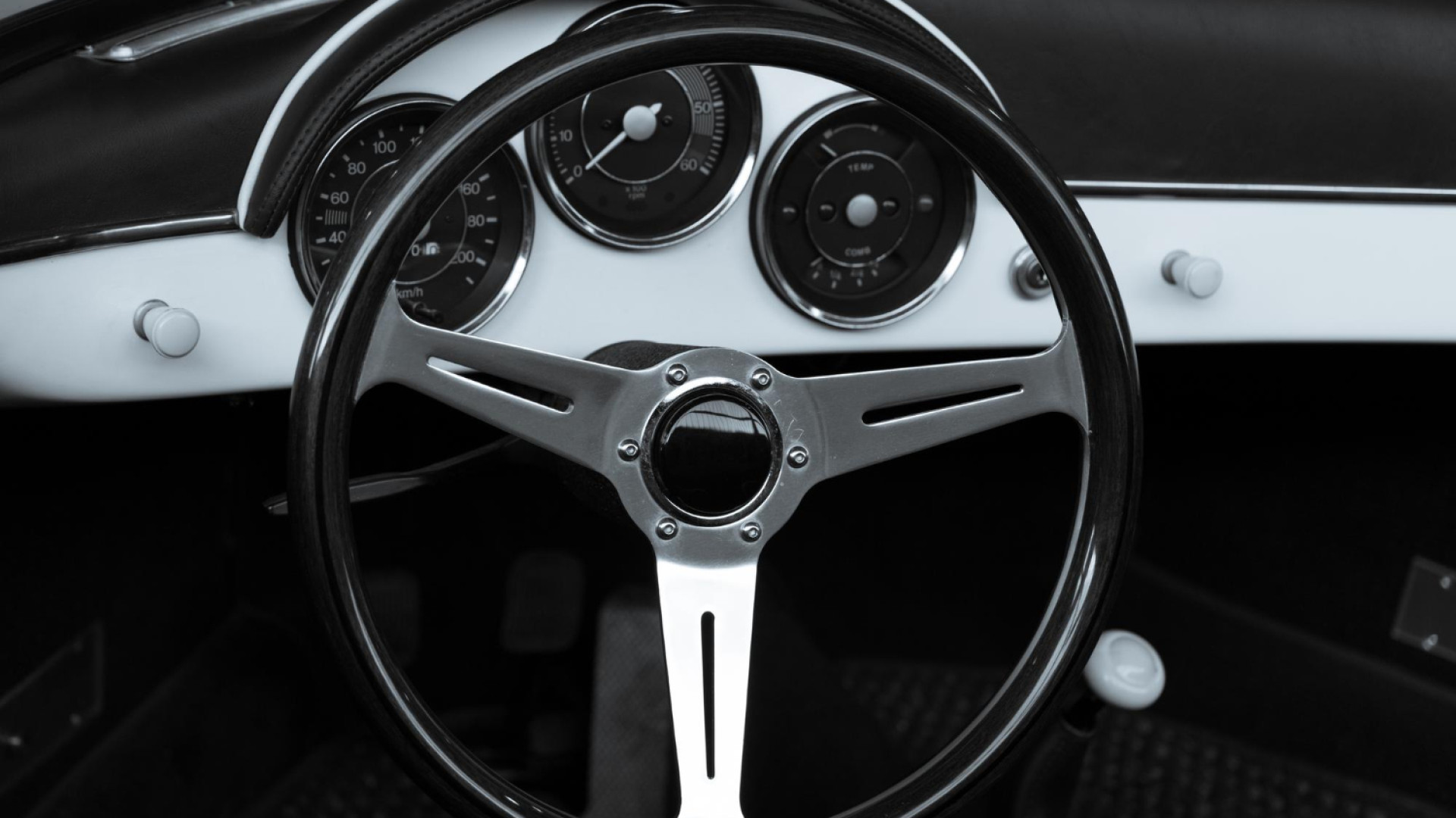 Pourquoi le volant est au cœur des sensations de pilotage ?