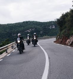 La Corse à moto : 700 km de routes mythiques à découvrir hors des sentiers battus